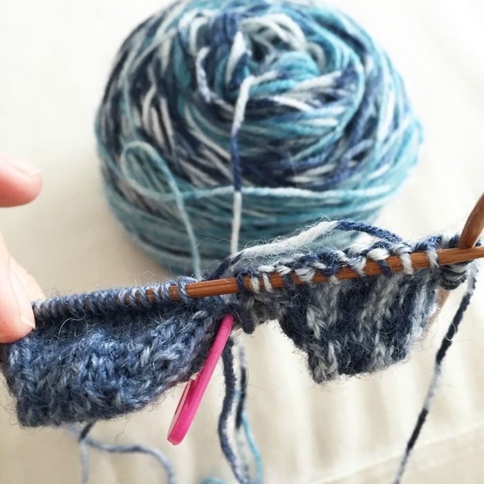 knit-socks-2doigtsdidee