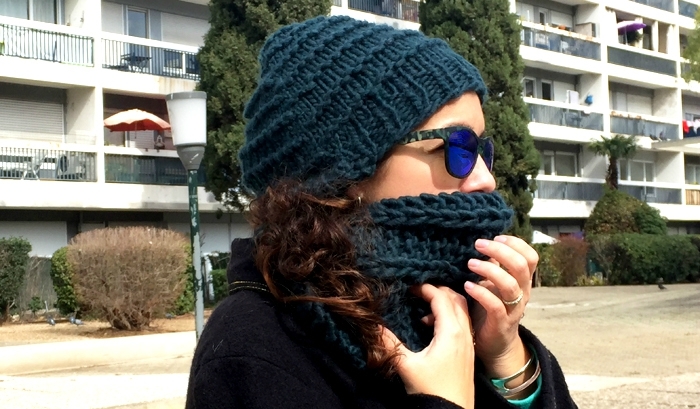 Col et bonnet chunky : c’est encore l’hiver !