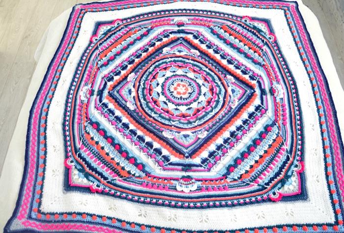 giant-granny-square-crochet-2doigtsdidee