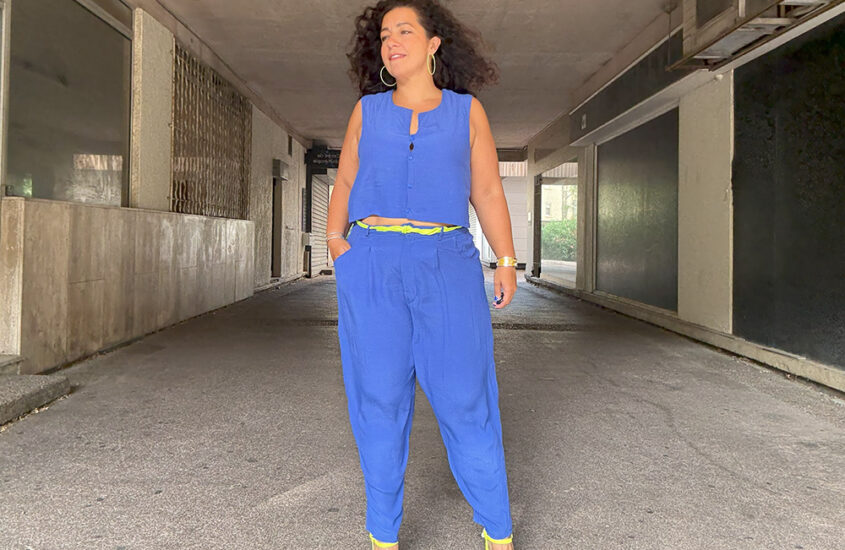 L’ensemble bleu Klein : la meilleure couture de l’été